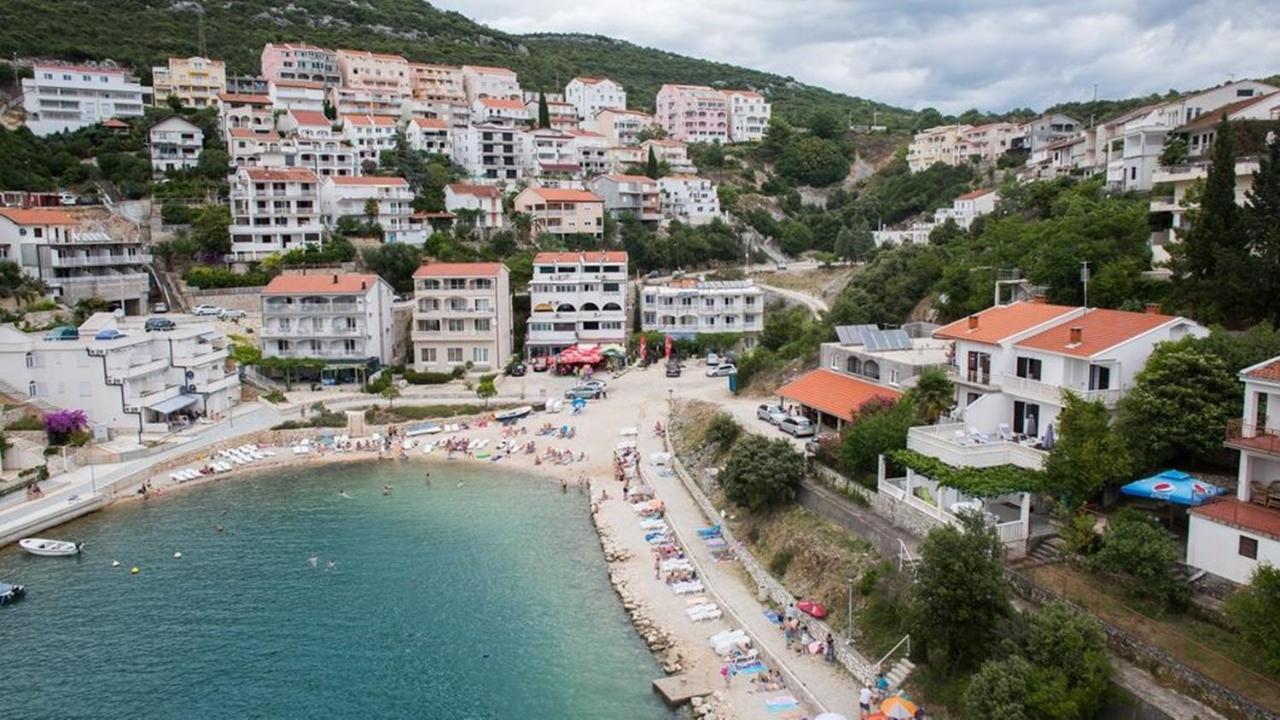 Apartments Matej Neum Eksteriør billede